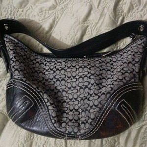 Hand bag
